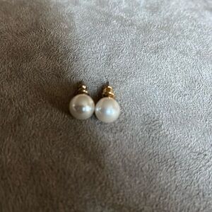 Faux pearl studs
